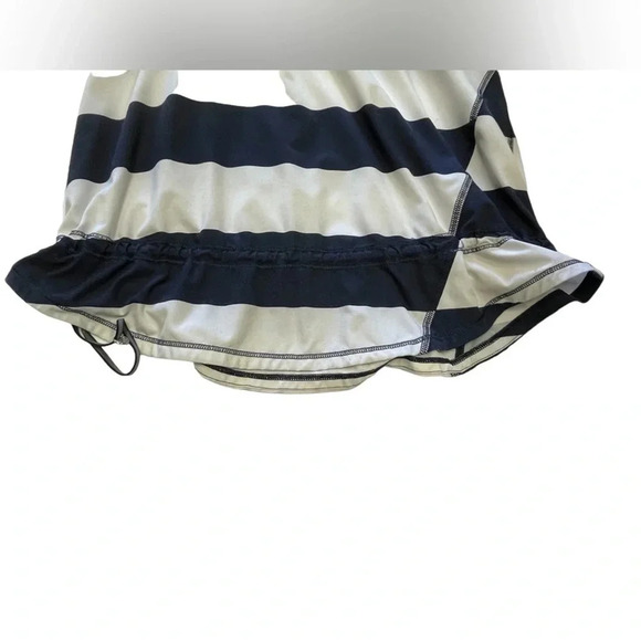 Lululemon Run Chase Me Tank Stripe White Indigo  Size 6 - Picture 7 of 11